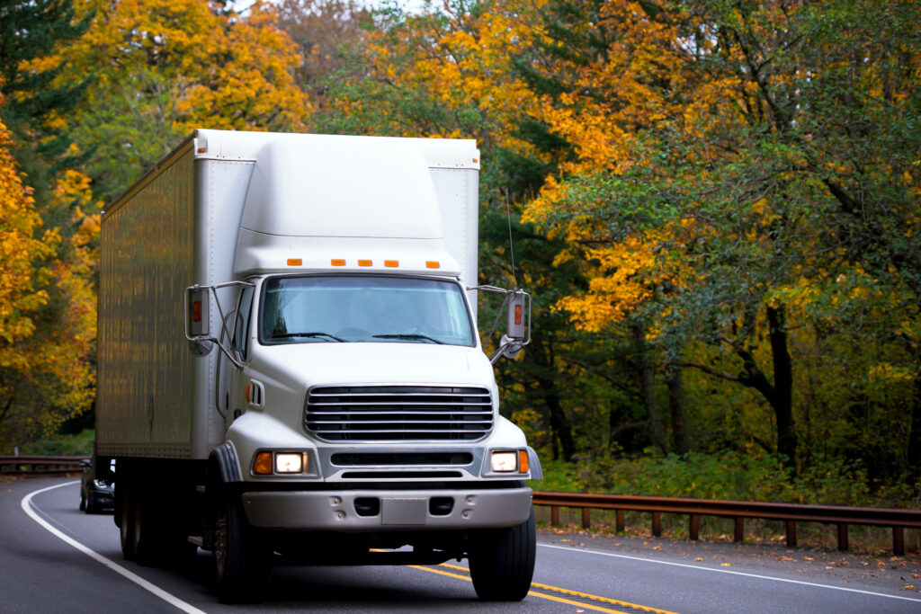 box truck vs semi